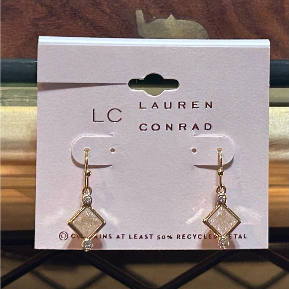 LC Lauren Conrad Gold Tone White Diamond Shape Drop Earrings NWTS - Picture 4 of 6